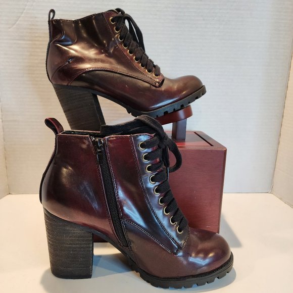 Steve Madden Size 7.5 Andie Lace Up Combat Heeled Ankle Boots Booties Burgundy - Picture 1 of 6